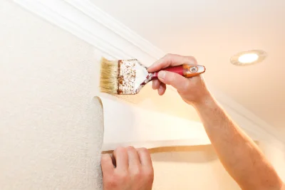 Pose de papier peint à Roussent — revêtements muraux et toiles de verre